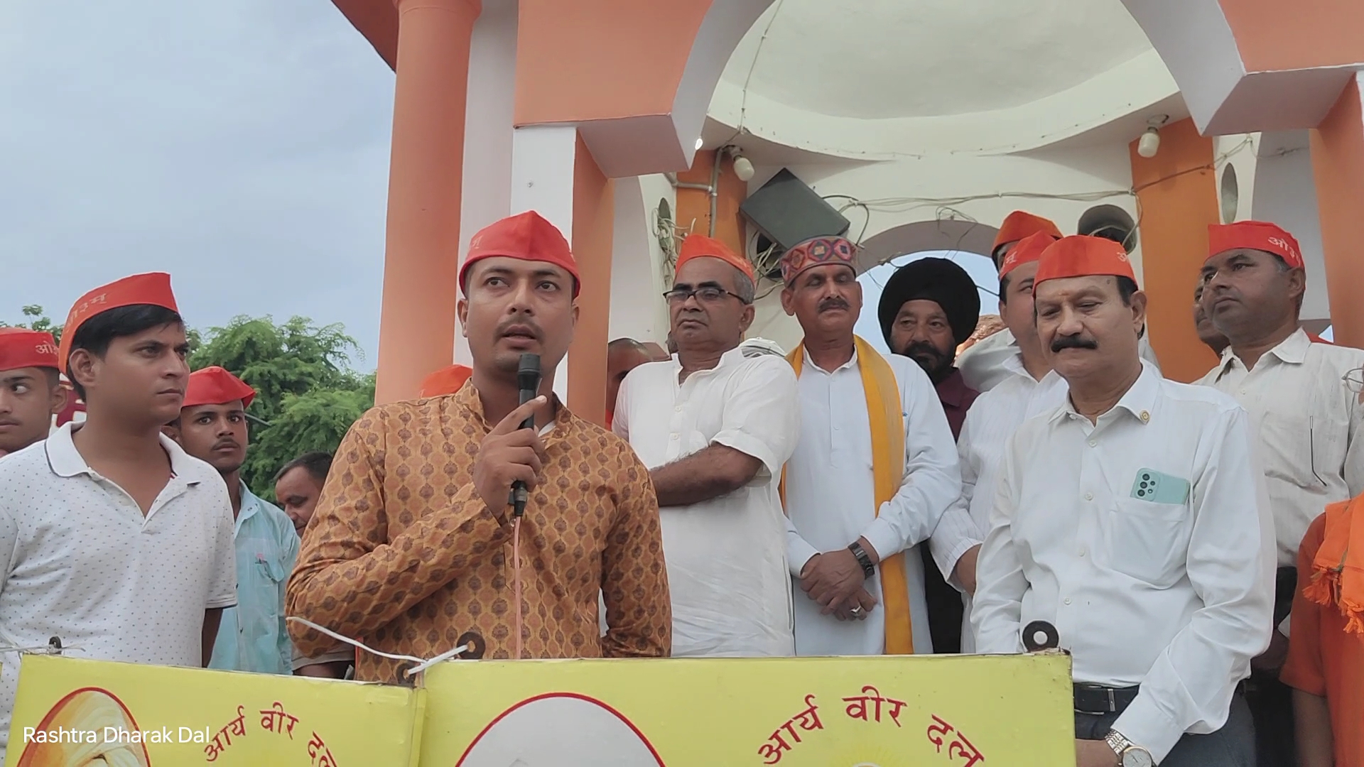 बंगालादेश में हिंदूओं की रक्षा सुनिश्चित हो इसके लिए मांग बाद धरना प्रदर्शन